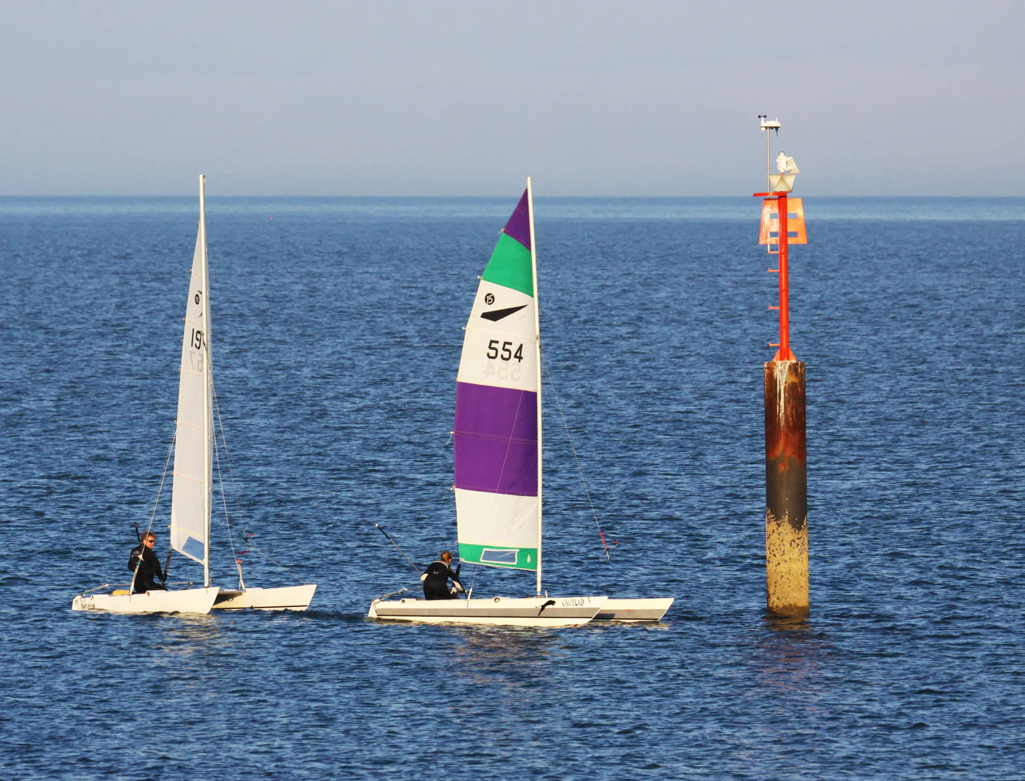 Davis lnstruments Vantage Vue wireless weather station mounted on piling